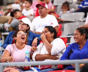 Inauguración del Estadio de Béisbol Rigoberto López Pérez en León