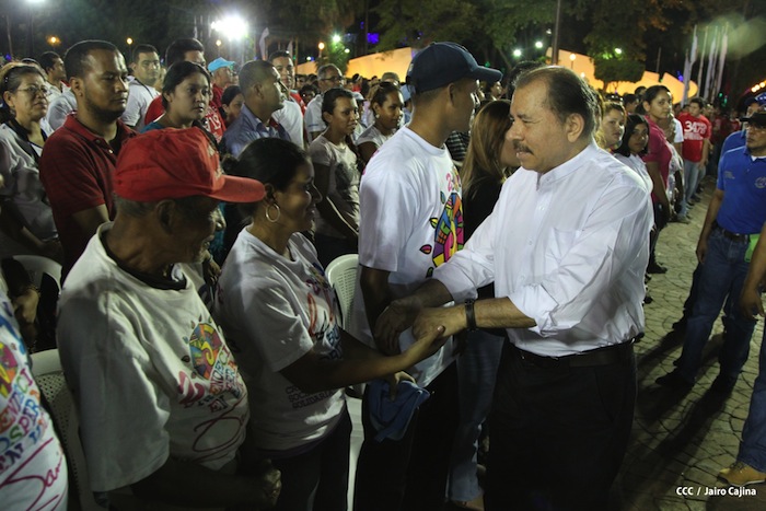 Daniel y Rosario celebran junto al pueblo el Día Internacional de los Trabajadores