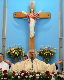 Cardenal Brenes celebra a San Antonio de Padua