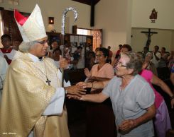 Cardenal Brenes celebra a San Antonio de Padua