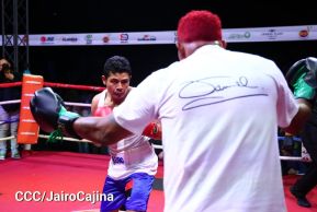 Así se vivió la velada boxística "El Desafío" en el Polideportivo Alexis Argüello