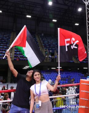 Así se vivió la velada boxística "El Desafío" en el Polideportivo Alexis Argüello