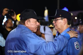 Conmemoración de los 45 años de fundación de la Policía Nacional y el Ministerio del Interior