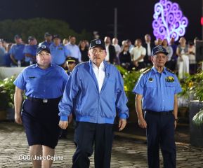Conmemoración de los 45 años de fundación de la Policía Nacional y el Ministerio del Interior