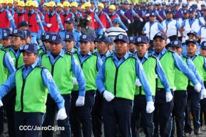 Conmemoración de los 45 años de fundación de la Policía Nacional y el Ministerio del Interior