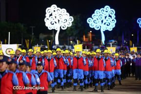 Conmemoración de los 45 años de fundación de la Policía Nacional y el Ministerio del Interior