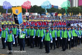 Conmemoración de los 45 años de fundación de la Policía Nacional y el Ministerio del Interior