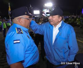 Conmemoración de los 45 años de fundación de la Policía Nacional y el Ministerio del Interior