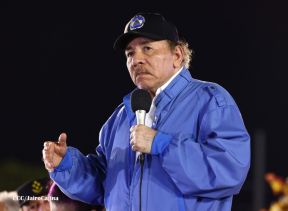 Conmemoración de los 45 años de fundación de la Policía Nacional y el Ministerio del Interior