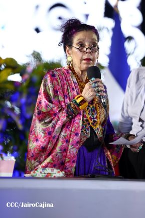 Conmemoración de los 45 años de fundación de la Policía Nacional y el Ministerio del Interior