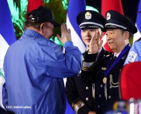 Conmemoración de los 45 años de fundación de la Policía Nacional y el Ministerio del Interior