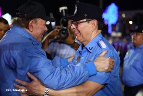 Conmemoración de los 45 años de fundación de la Policía Nacional y el Ministerio del Interior