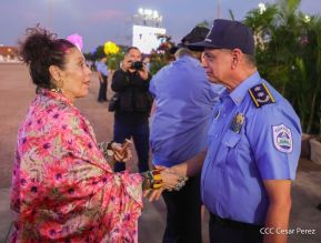 Conmemoración de los 45 años de fundación de la Policía Nacional y el Ministerio del Interior