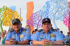 Conmemoración de los 45 años de fundación de la Policía Nacional y el Ministerio del Interior