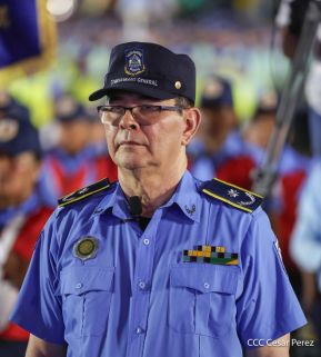 Conmemoración de los 45 años de fundación de la Policía Nacional y el Ministerio del Interior