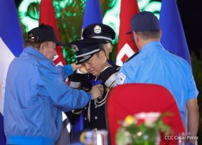 Conmemoración de los 45 años de fundación de la Policía Nacional y el Ministerio del Interior