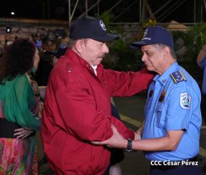 Desfile "La Paz Somos Todos" en saludo al 45 aniversario de fundación del Ministerio del Interior y la Policía Nacional