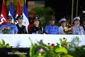 Desfile "La Paz Somos Todos" en saludo al 45 aniversario de fundación del Ministerio del Interior y la Policía Nacional