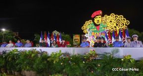 Desfile "La Paz Somos Todos" en saludo al 45 aniversario de fundación del Ministerio del Interior y la Policía Nacional