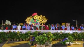 Desfile "La Paz Somos Todos" en saludo al 45 aniversario de fundación del Ministerio del Interior y la Policía Nacional