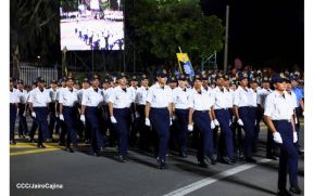 Desfile "La Paz Somos Todos" en saludo al 45 aniversario de fundación del Ministerio del Interior y la Policía Nacional