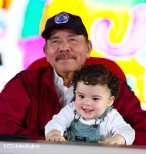 Desfile "La Paz Somos Todos" en saludo al 45 aniversario de fundación del Ministerio del Interior y la Policía Nacional