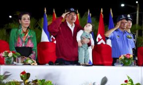 Desfile "La Paz Somos Todos" en saludo al 45 aniversario de fundación del Ministerio del Interior y la Policía Nacional