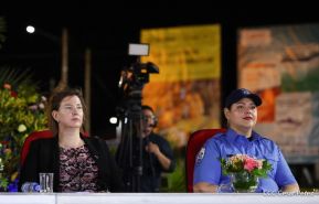 Desfile "La Paz Somos Todos" en saludo al 45 aniversario de fundación del Ministerio del Interior y la Policía Nacional