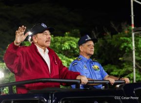 Desfile "La Paz Somos Todos" en saludo al 45 aniversario de fundación del Ministerio del Interior y la Policía Nacional