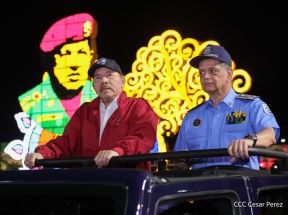 Desfile "La Paz Somos Todos" en saludo al 45 aniversario de fundación del Ministerio del Interior y la Policía Nacional