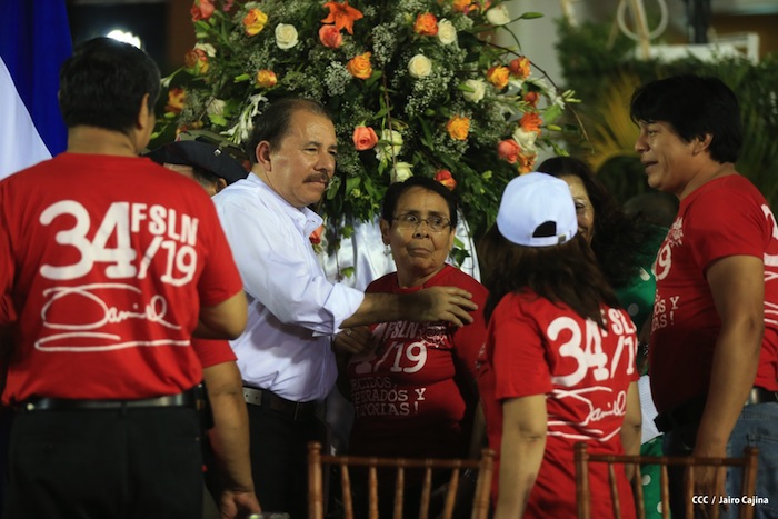 Daniel y Rosario celebran junto al pueblo el Día Internacional de los Trabajadores