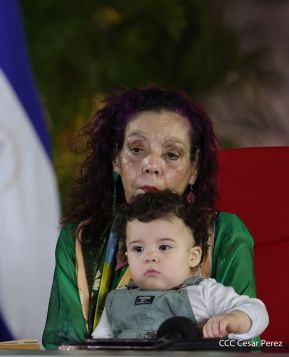 Desfile "La Paz Somos Todos" en saludo al 45 aniversario de fundación del Ministerio del Interior y la Policía Nacional