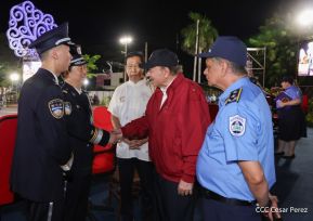 Desfile "La Paz Somos Todos" en saludo al 45 aniversario de fundación del Ministerio del Interior y la Policía Nacional