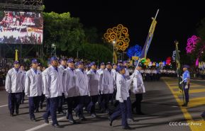 Desfile "La Paz Somos Todos" en saludo al 45 aniversario de fundación del Ministerio del Interior y la Policía Nacional