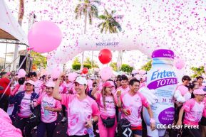  Caminata "Yo Corro por Ellas", por la prevención y lucha contra el cáncer de mama