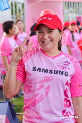  Caminata "Yo Corro por Ellas", por la prevención y lucha contra el cáncer de mama