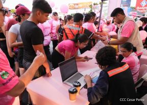  Caminata "Yo Corro por Ellas", por la prevención y lucha contra el cáncer de mama