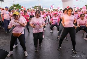  Caminata "Yo Corro por Ellas", por la prevención y lucha contra el cáncer de mama