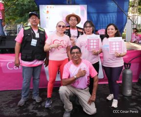  Caminata "Yo Corro por Ellas", por la prevención y lucha contra el cáncer de mama