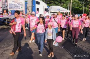  Caminata "Yo Corro por Ellas", por la prevención y lucha contra el cáncer de mama