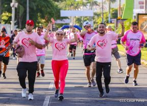  Caminata "Yo Corro por Ellas", por la prevención y lucha contra el cáncer de mama