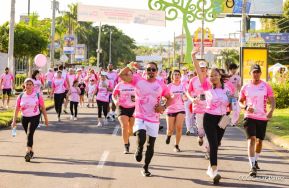 Caminata "Yo Corro por Ellas", por la prevención y lucha contra el cáncer de mama