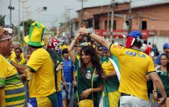 Brasil 2014: Seguidores de Brasil y México esperan encuentro