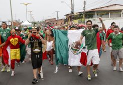 Brasil 2014: Seguidores de Brasil y México esperan encuentro