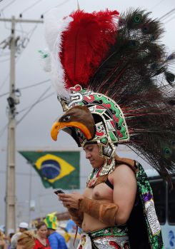 Brasil 2014: Seguidores de Brasil y México esperan encuentro
