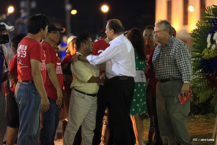 Daniel y Rosario celebran junto al pueblo el Día Internacional de los Trabajadores