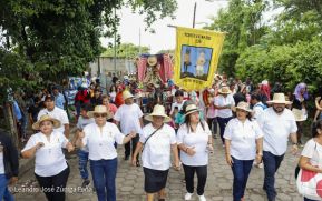 Cultura Nacional: Familias de Masaya participan del Tradicional Torovenado de Monimbó
