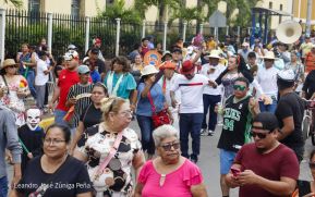 Cultura Nacional: Familias de Masaya participan del Tradicional Torovenado de Monimbó