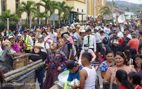 Cultura Nacional: Familias de Masaya participan del Tradicional Torovenado de Monimbó