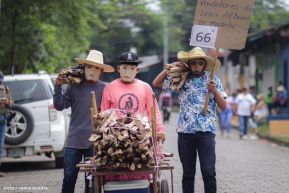 Cultura Nacional: Familias de Masaya participan del Tradicional Torovenado de Monimbó